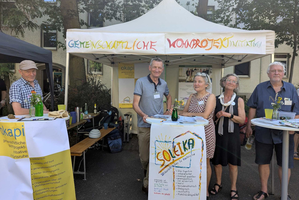 Infostand beim Mika-Fest